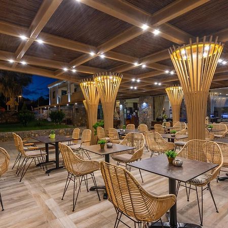 Dias Hotel & Apts Stalís Ngoại thất bức ảnh