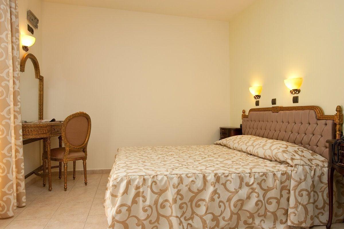 Dias Hotel & Apts Stalís Phòng bức ảnh