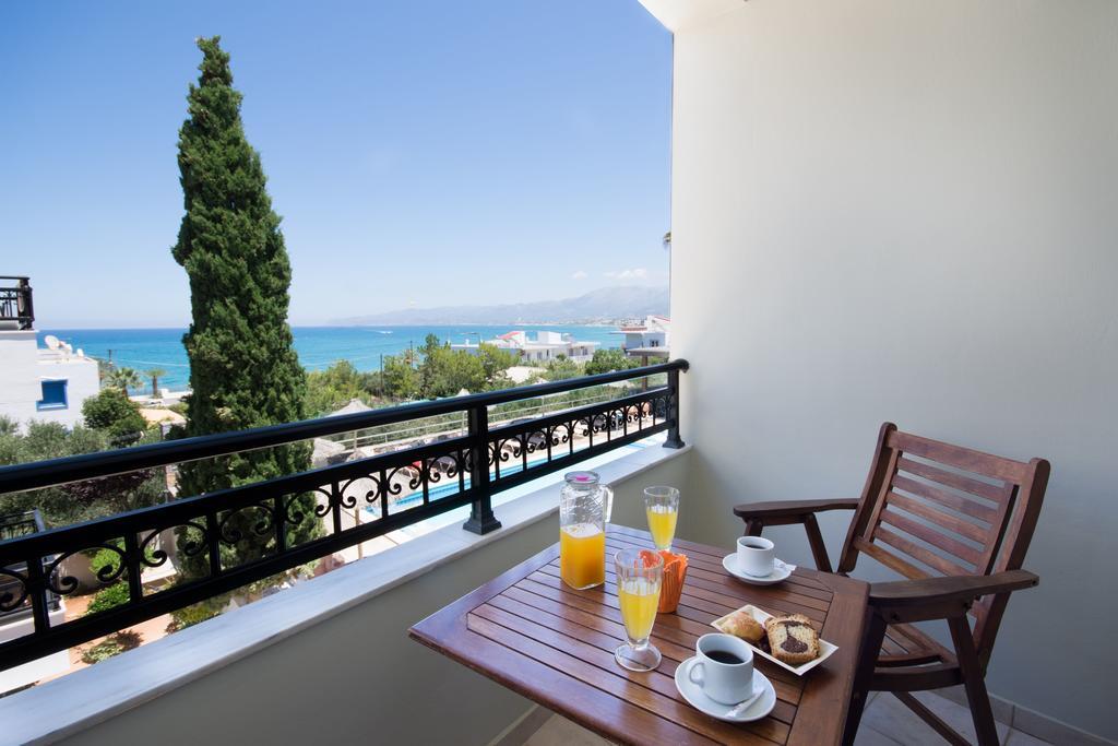Dias Hotel & Apts Stalís Ngoại thất bức ảnh