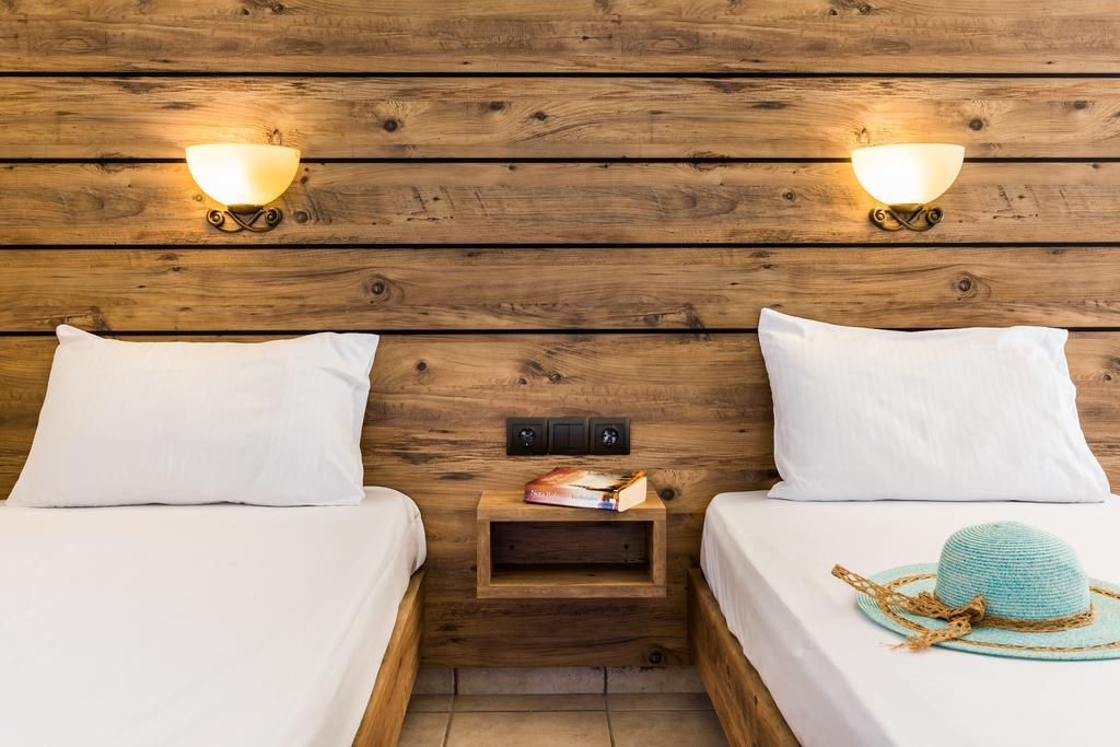 Dias Hotel & Apts Stalís Ngoại thất bức ảnh